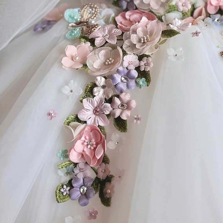 Samantha - Whiteflora