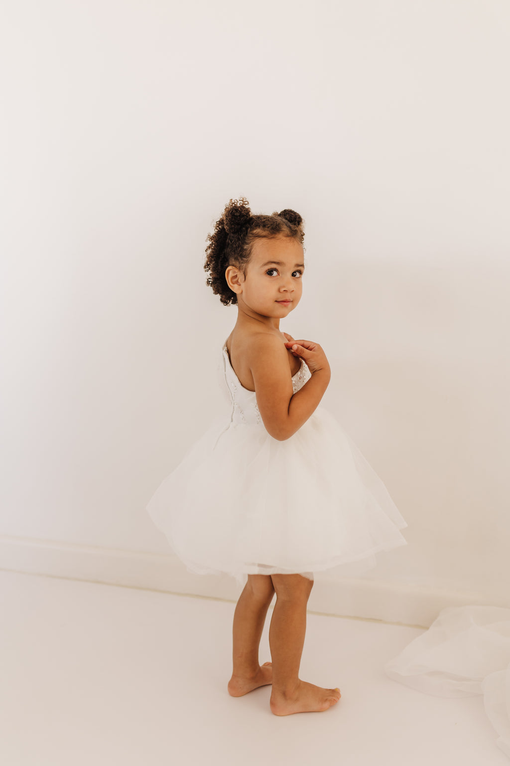 Wayna White - (Size 1Y-5Y)