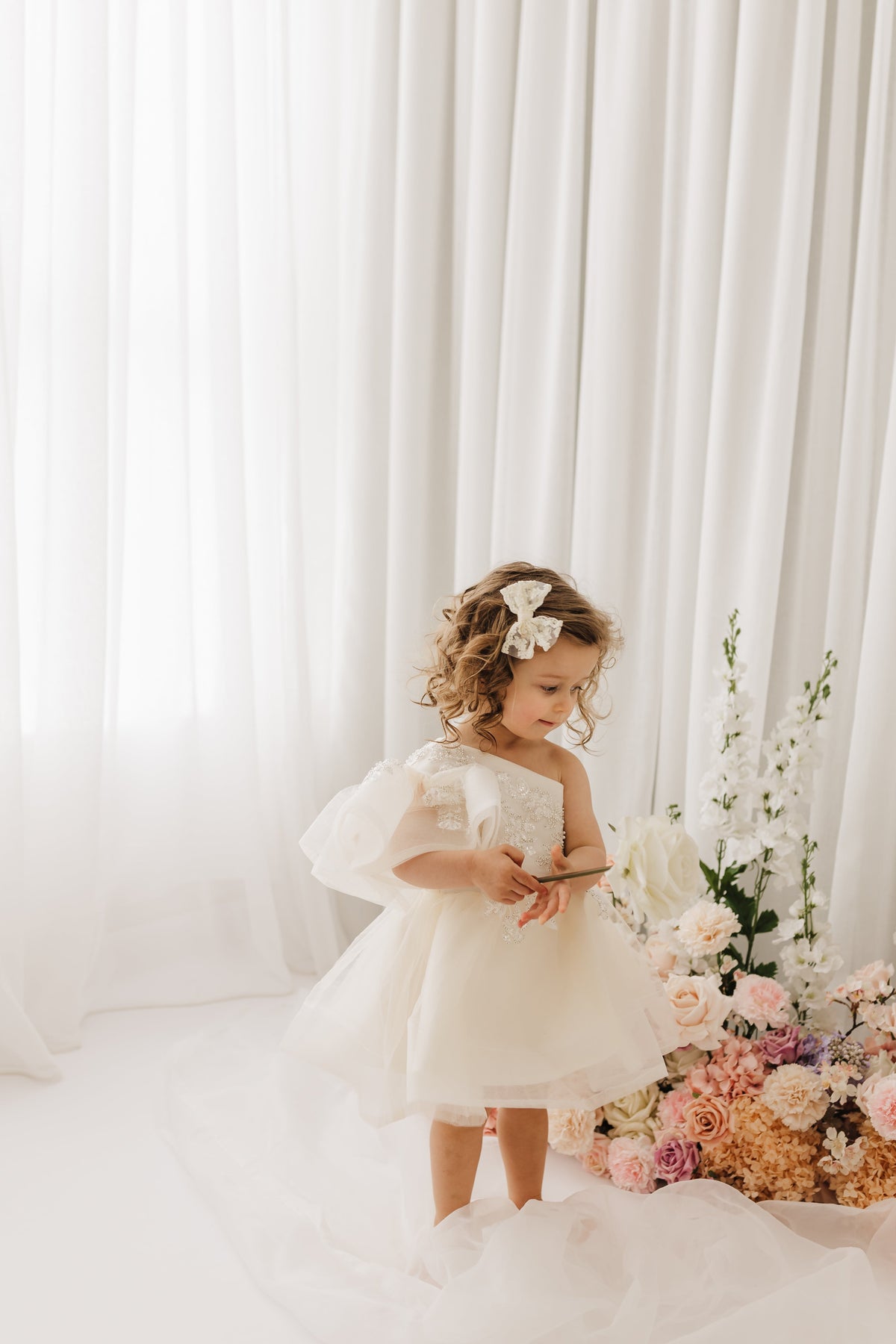 Wayna Off-white - ( Size 2Y, 4Y, 5Y)